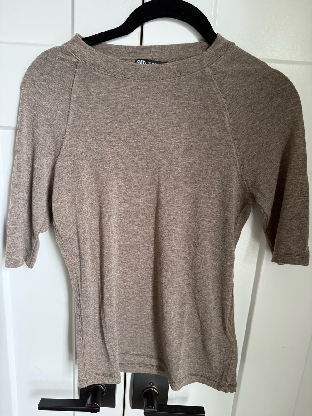 Zara Heather Taupe Short Sleeve Knit Top size M. Like new.